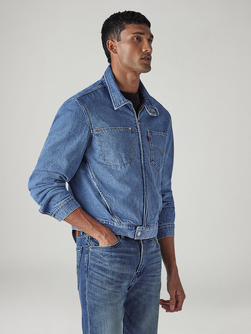 Men's Solid Regular Fit Denim Jacket
