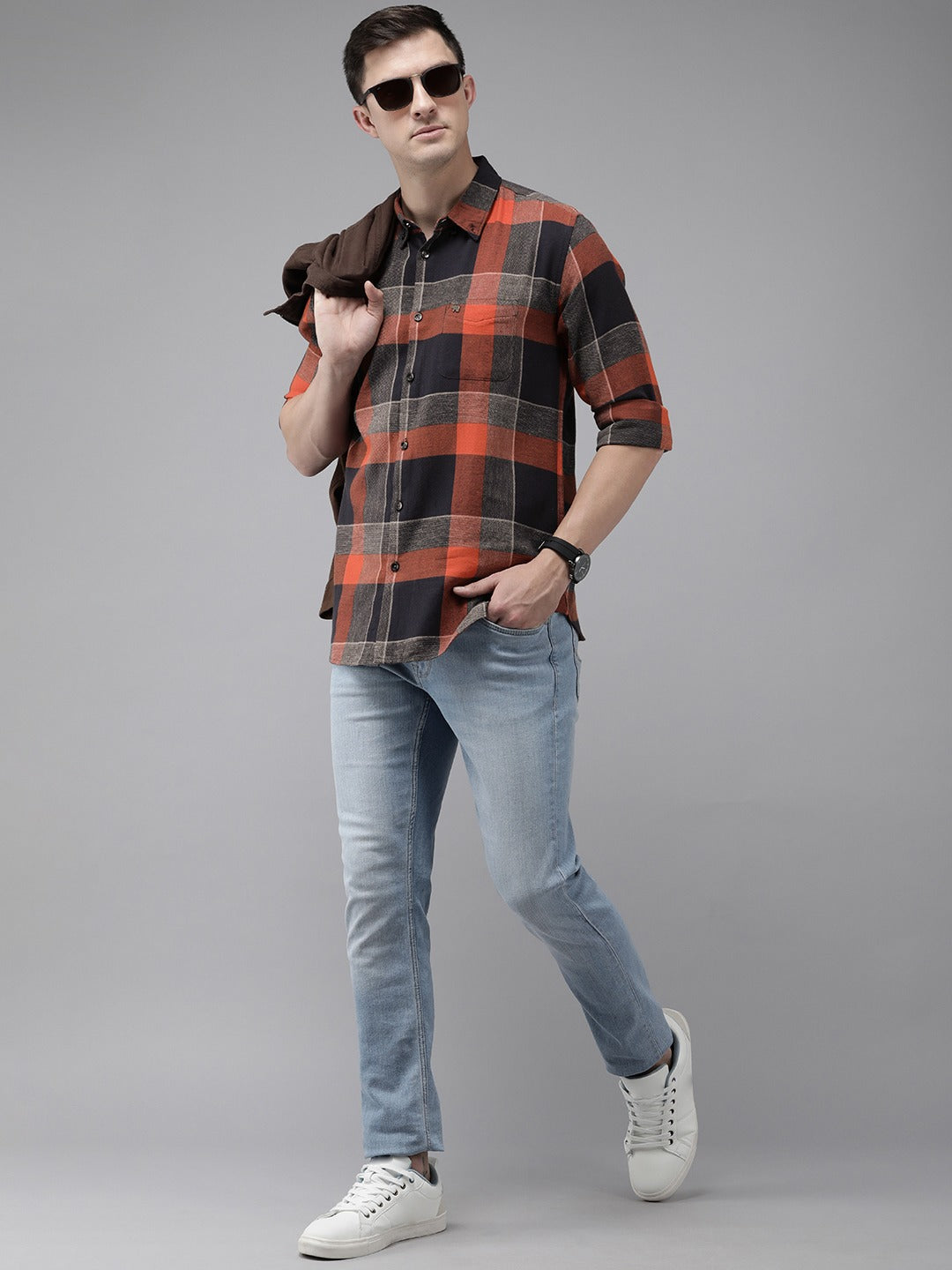 Men Orange & Navy Blue Buffalo Checked Slim Fit Pure Cotton Casual Shirt