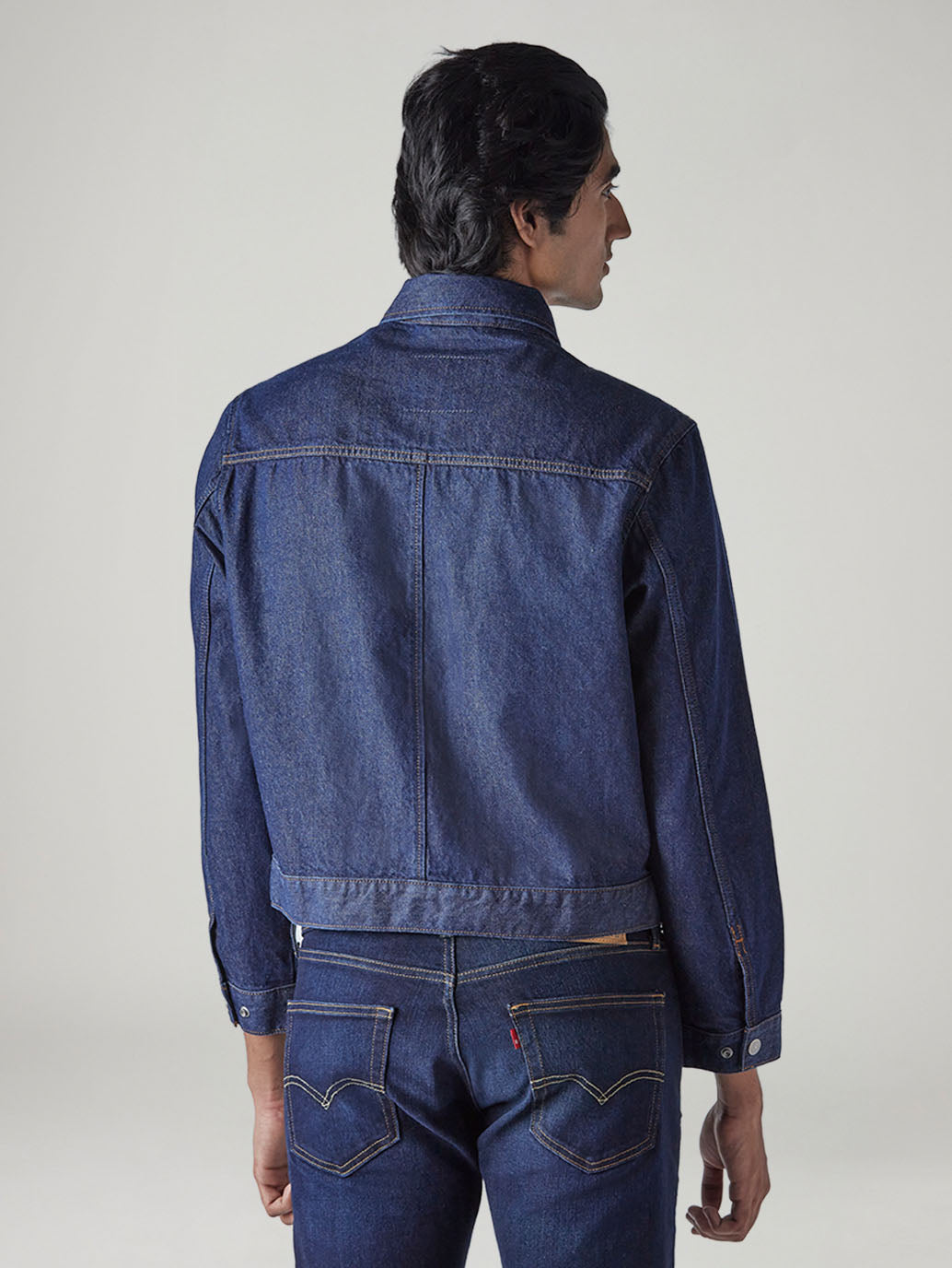 Men's Solid Regular Fit Denim Jacket