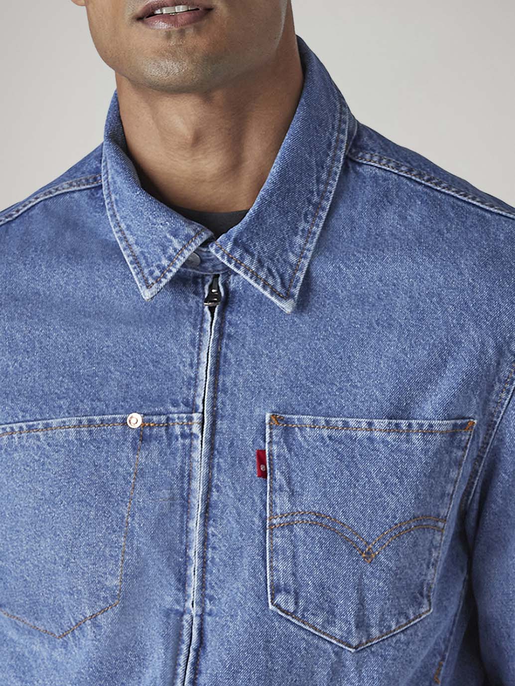 Men's Solid Regular Fit Denim Jacket