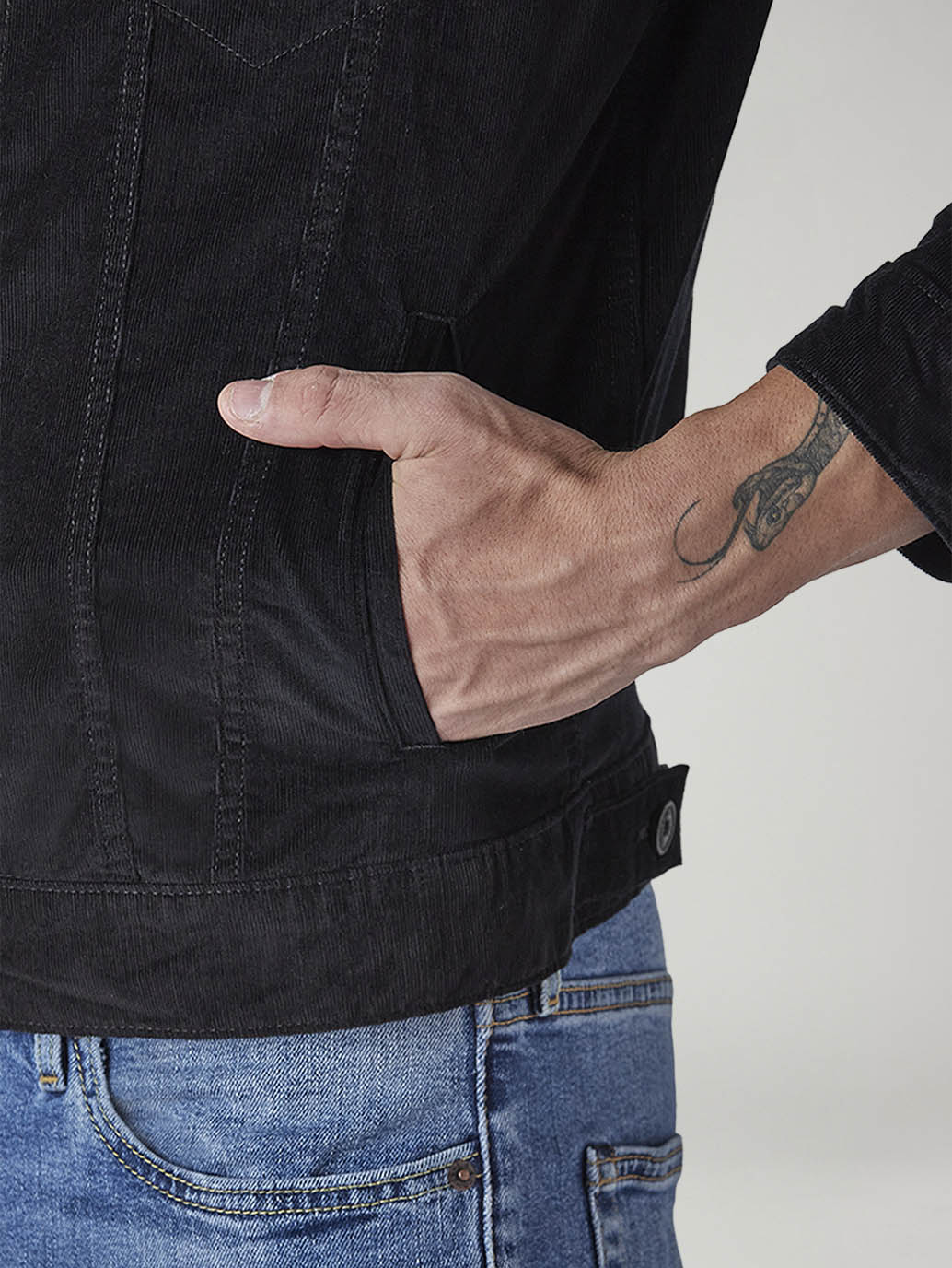 Men's Solid Regular Fit Corduroy Denim Jacket