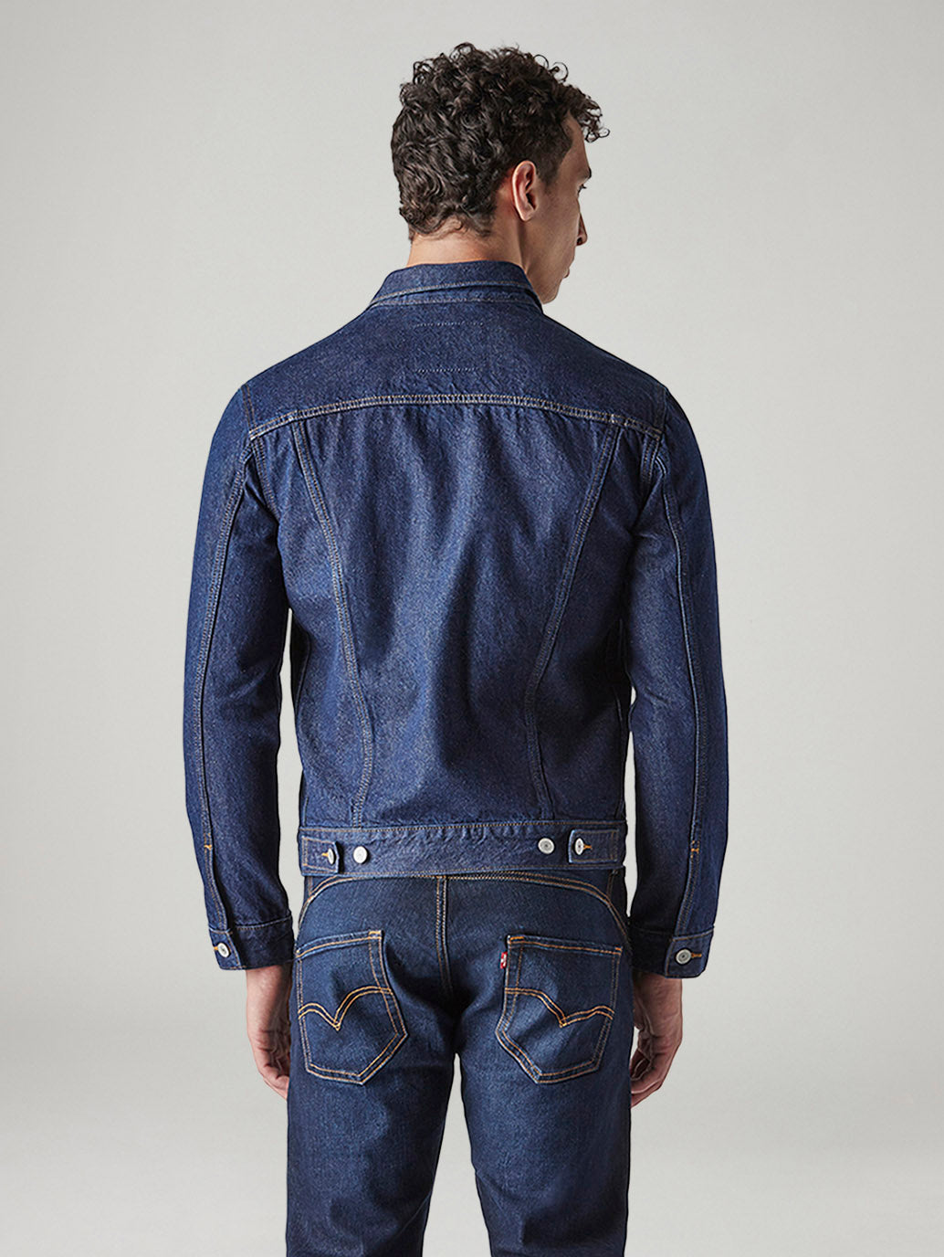 Men's Solid Regular Fit Denim Jacket
