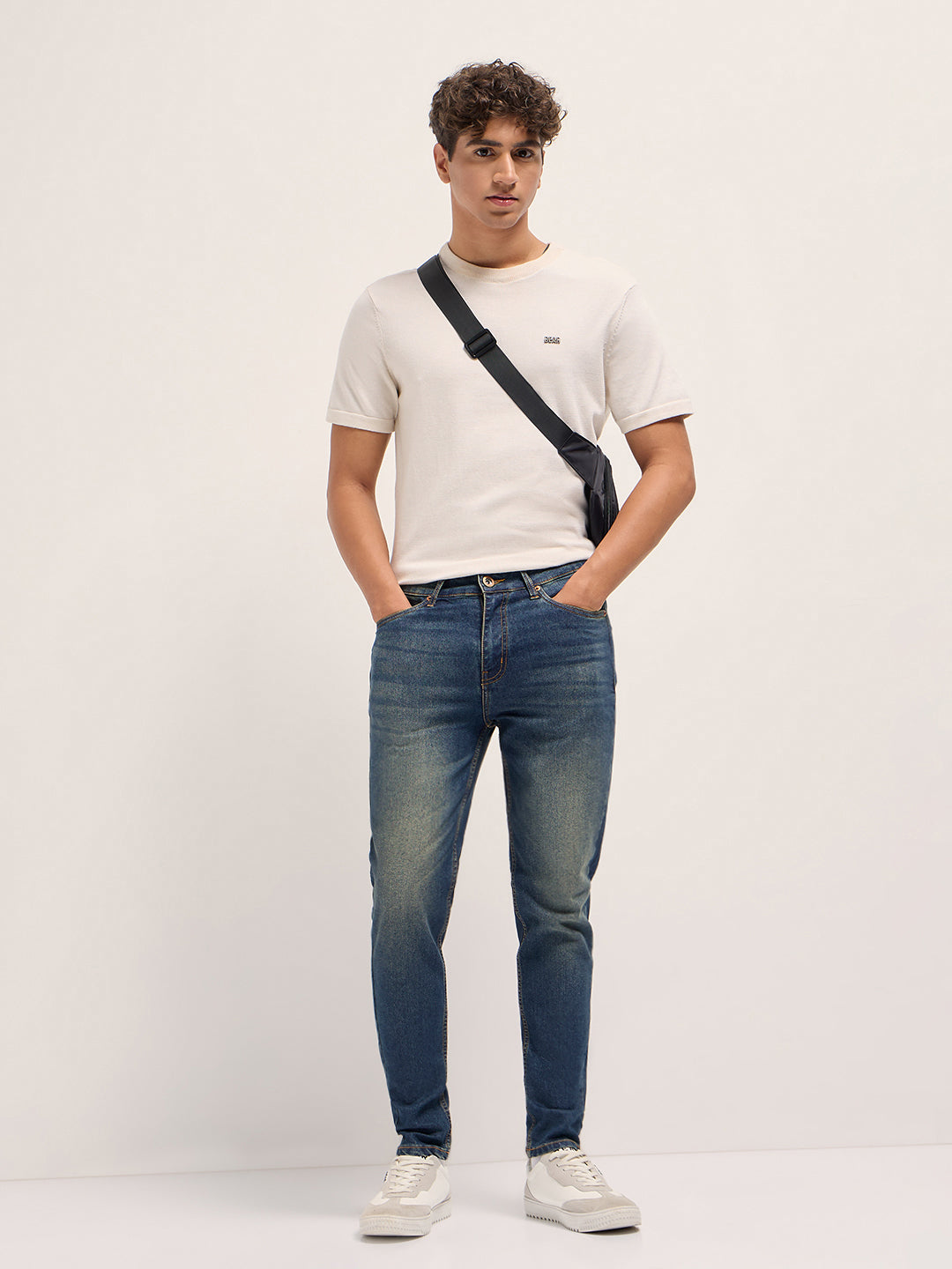 Blue Mid-Rise Skinny Fit Jeans with Mid Fade