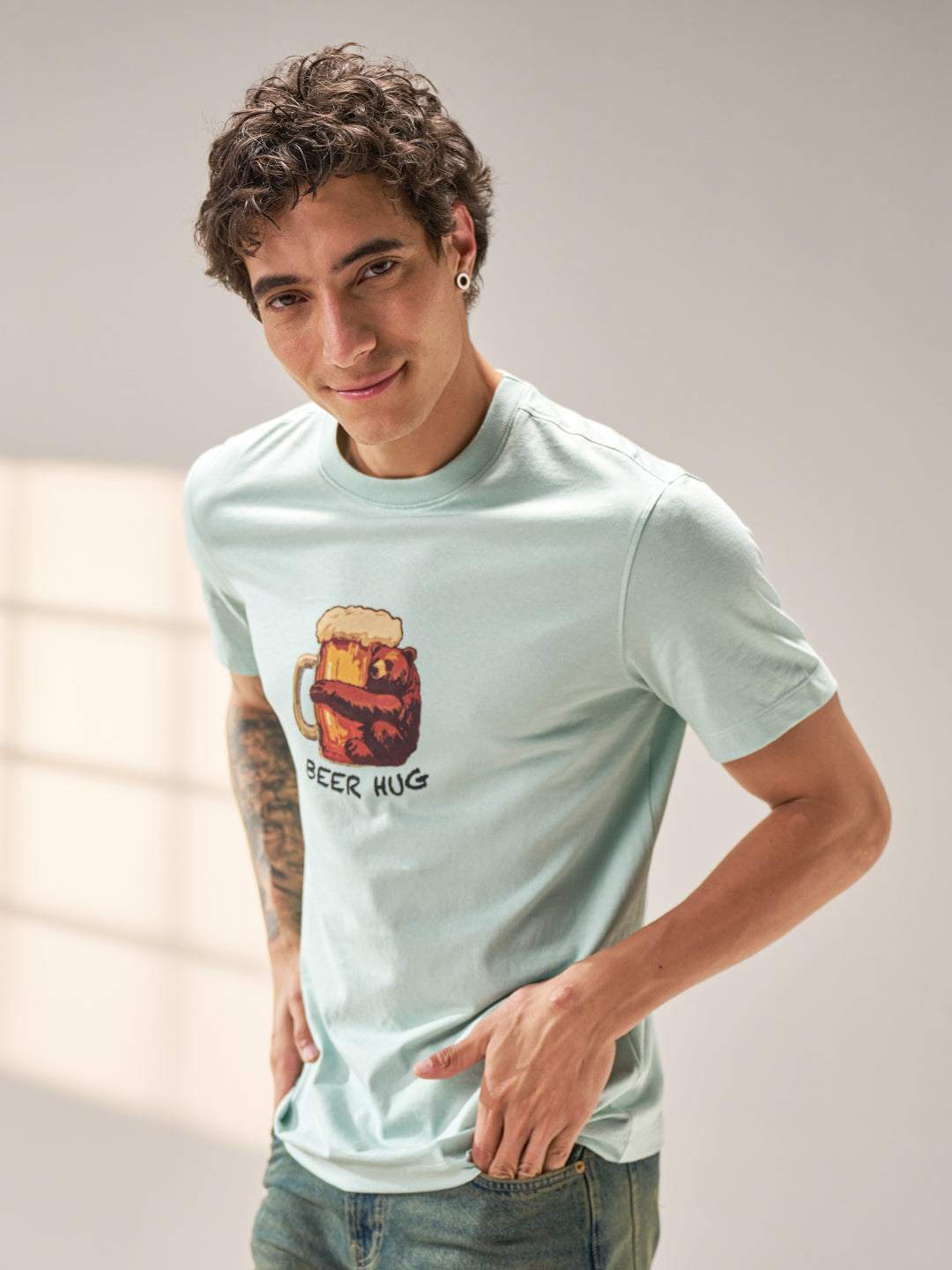 HUG