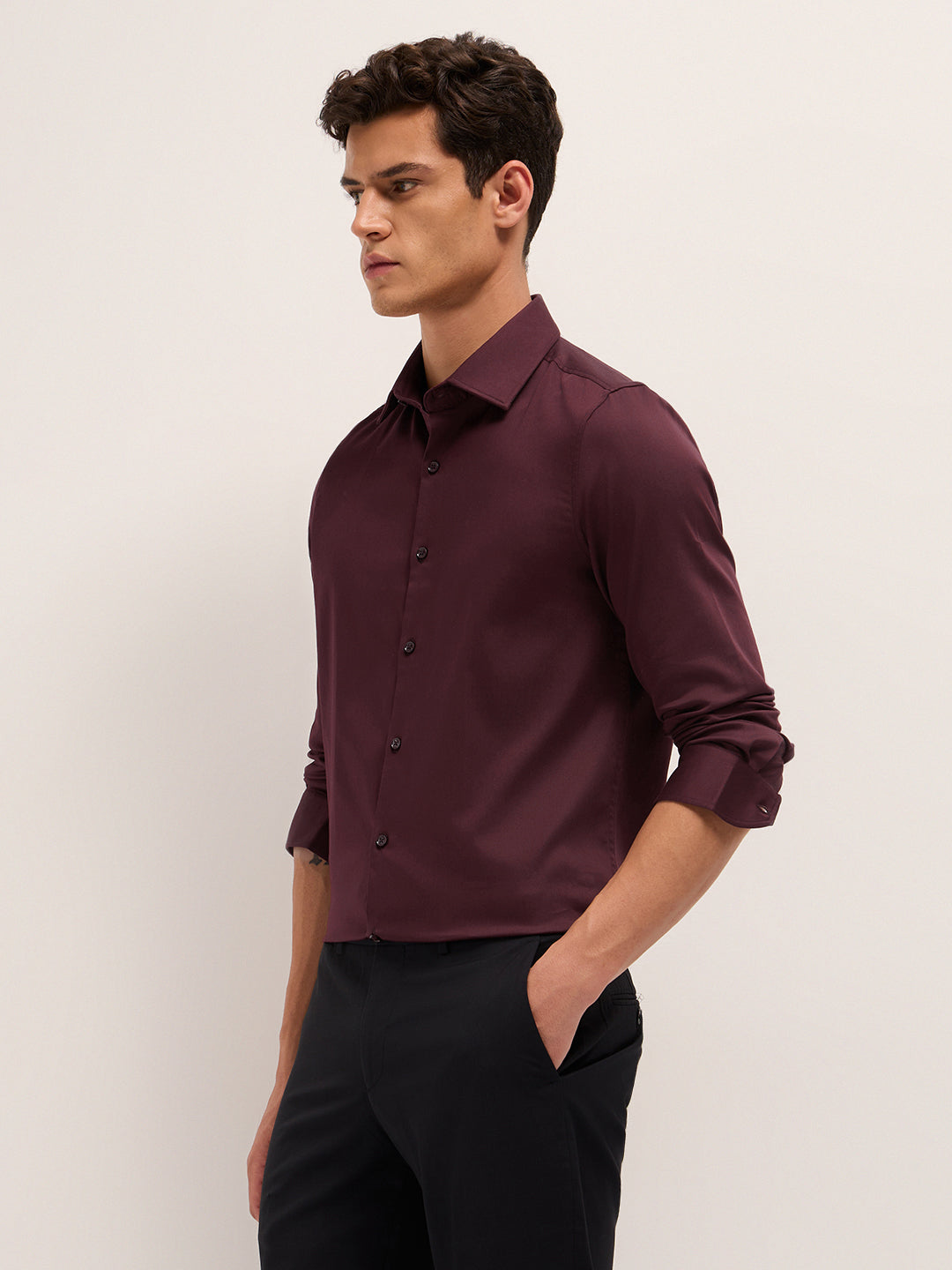 Maroon Solid Tailored Fit Formal Shirt