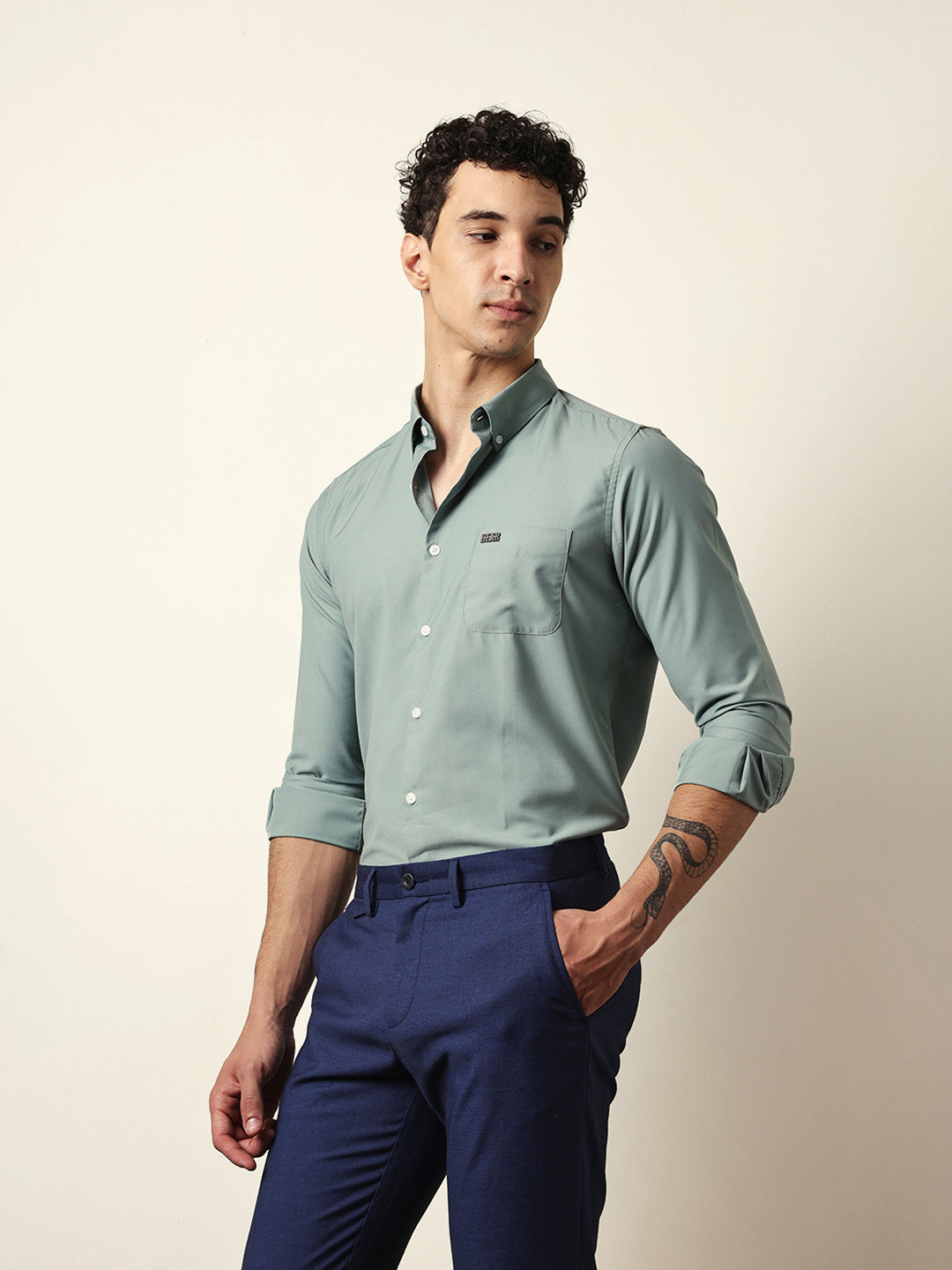 Light Green Solid Slim Fit Casual Shirt with a Classic Semi-Formal Look