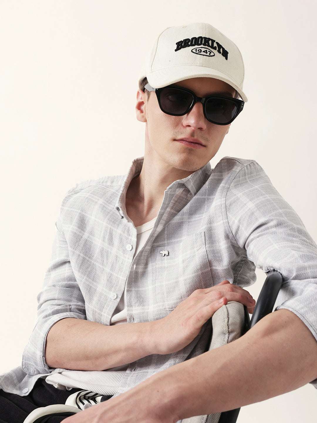 Grey Herringbone Checked Slim Fit Casual Shirt
