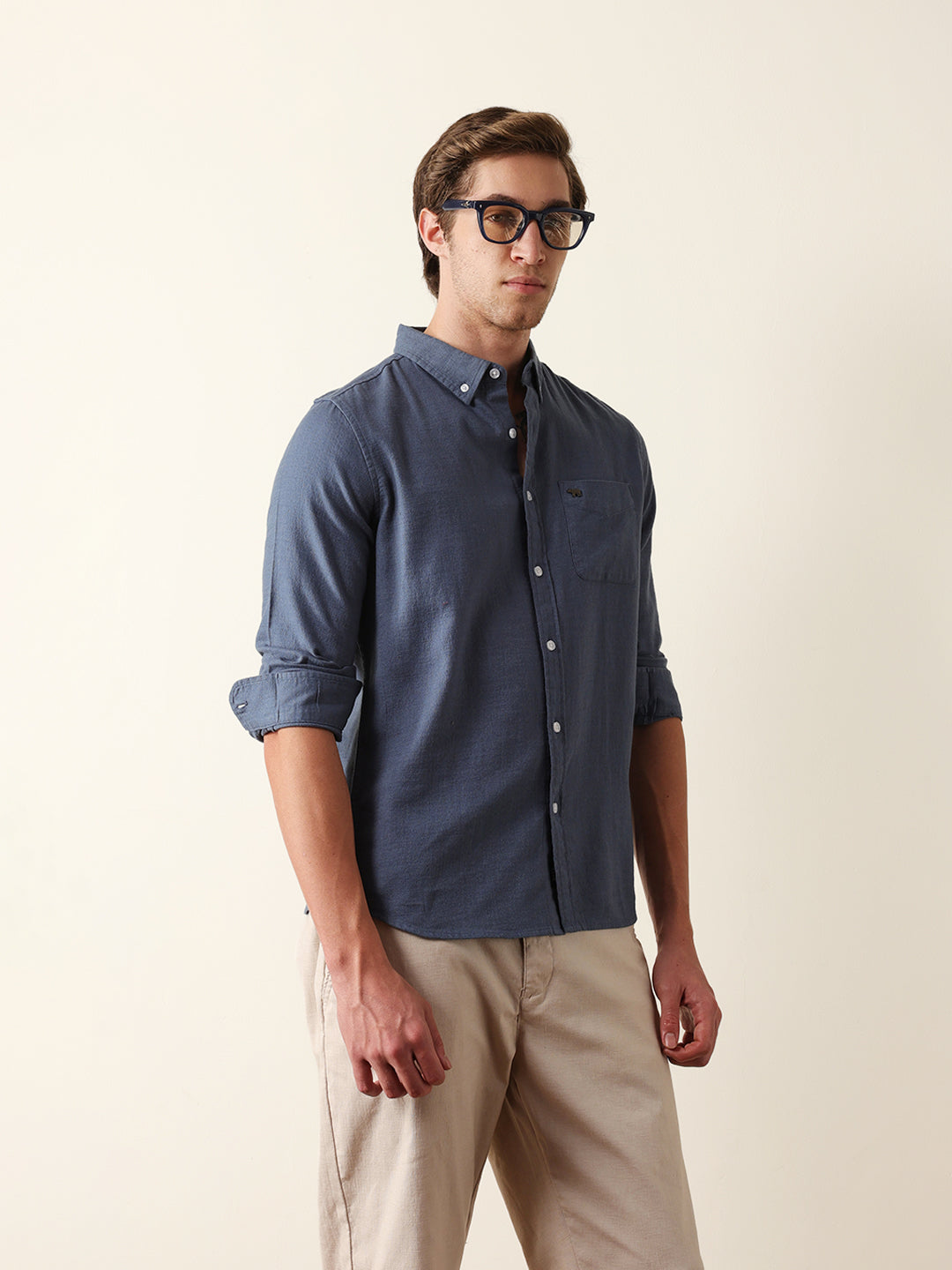 Blue Solid Slim Fit Cotton Casual Shirt