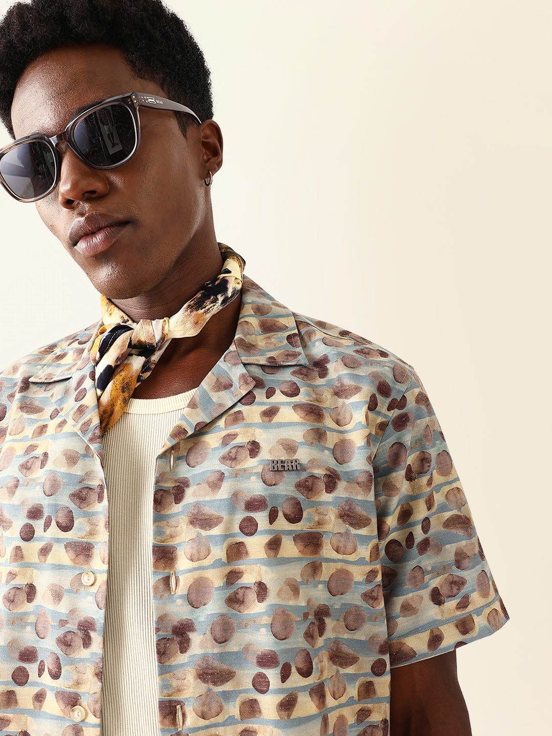 Multicolor Circular Abstract Printed Relaxed Fit Cuban Collar Casual Shirt