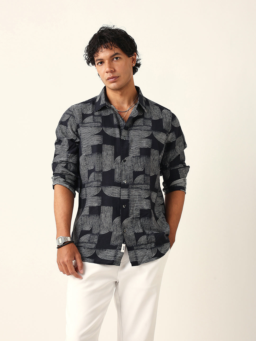 Black & White Geometric Printed Regular Fit Casual Shirt
