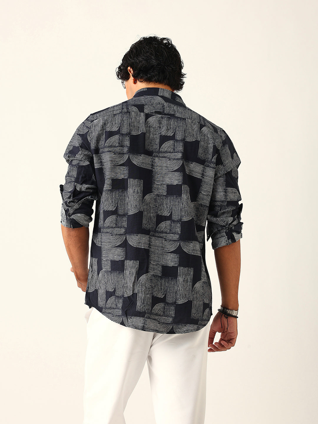 Black & White Geometric Printed Regular Fit Casual Shirt