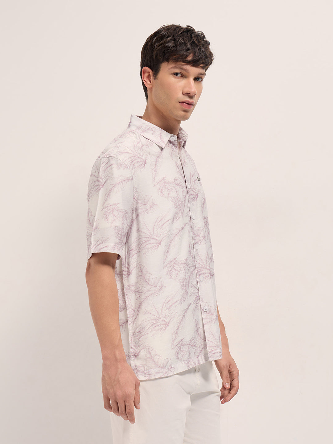 Peach and White Leafy Botanical Print Relaxed Fit Casual Shirt