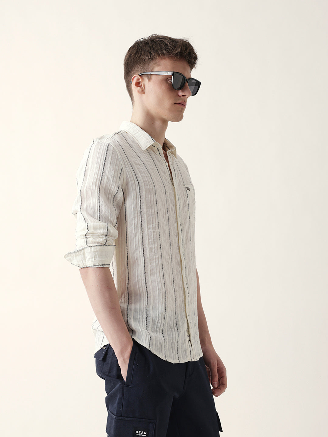 White Vertical Seersucker Pinstripe Slim Fit Casual Shirt