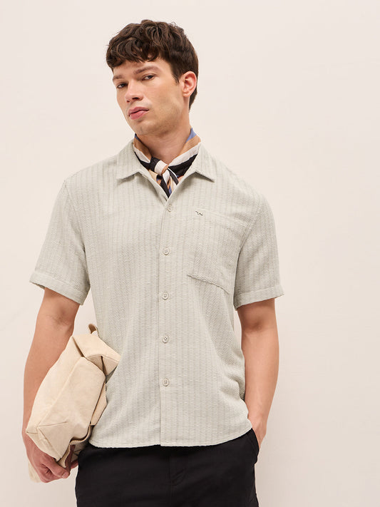 Light Grey Textured Relaxed Fit Half-Sleeve Casual Shirt