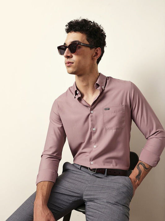 Pink Solid Slim Fit Casual Shirt with a Classic Semi-Formal Look