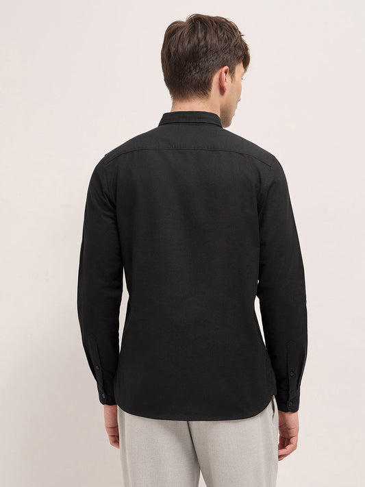 Black Solid Cotton Slim Fit Casual Shirt with Button-Down Collar