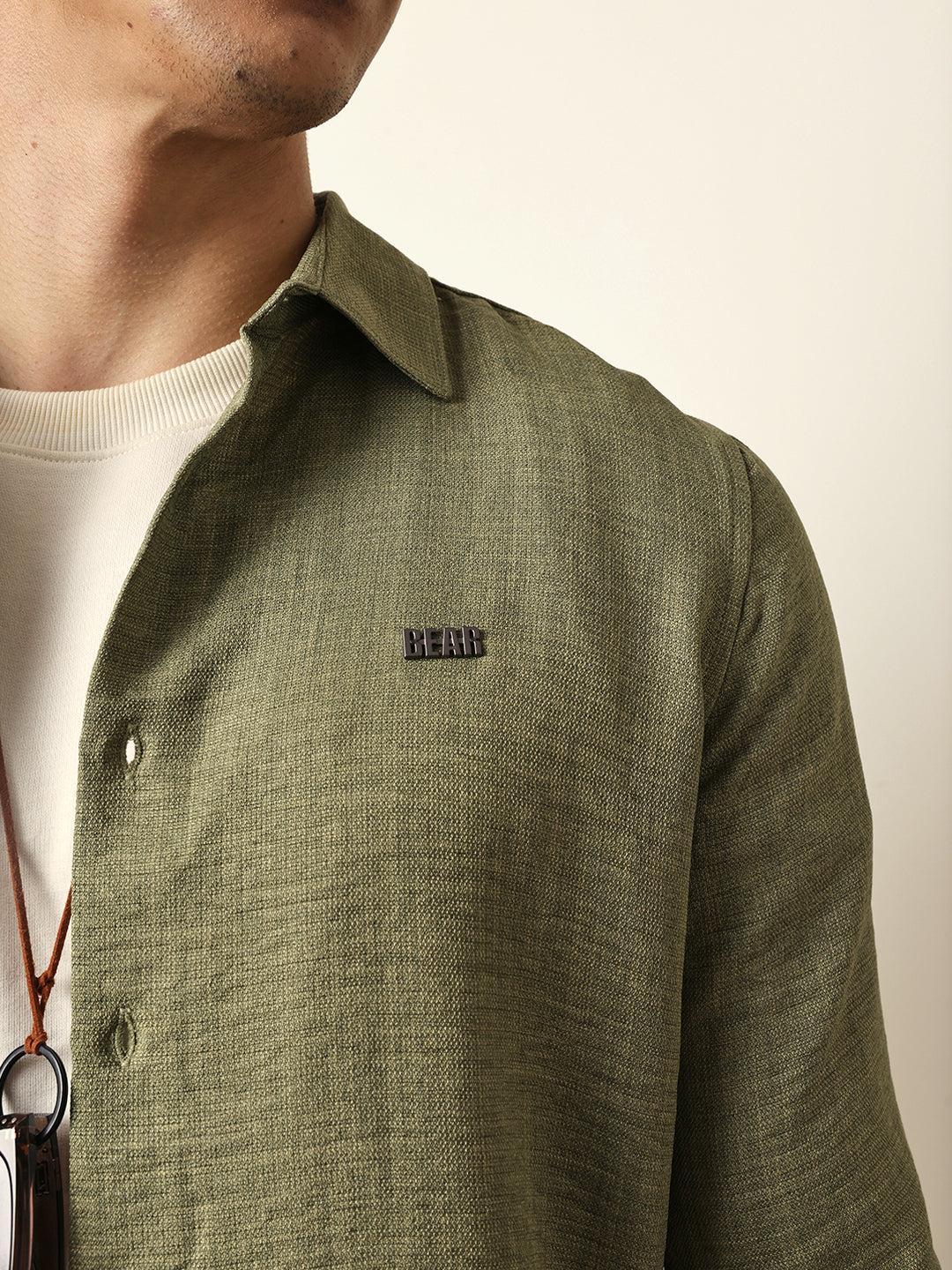 Green Woven Textured Slim Fit Casual Shirt