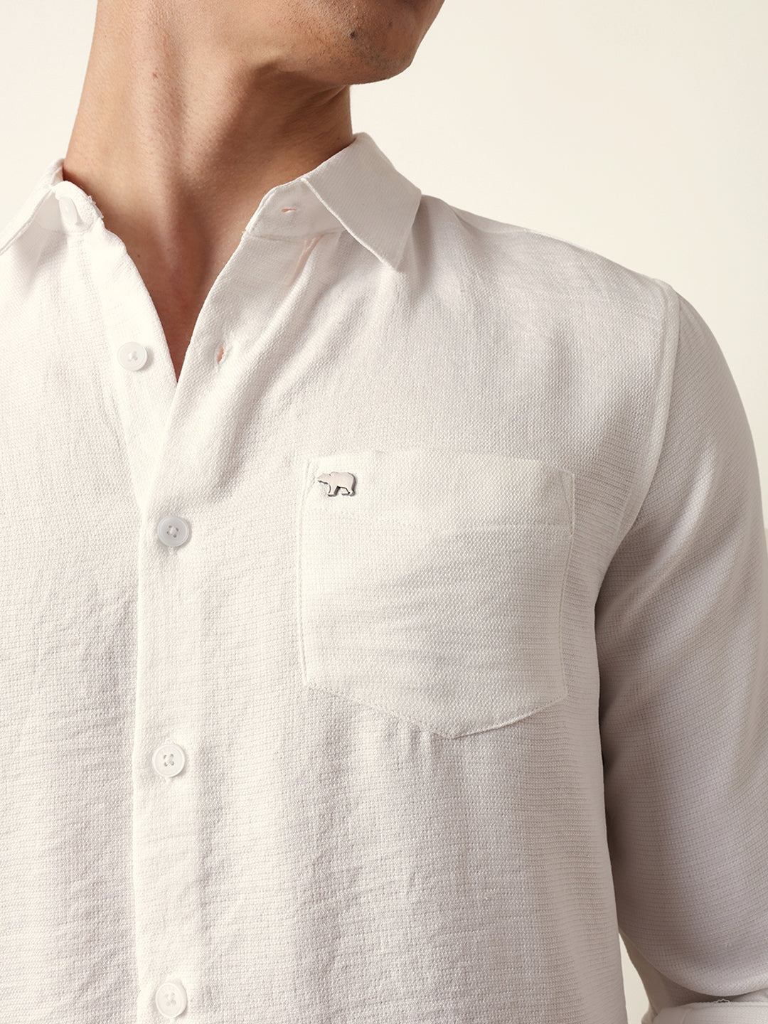 White Woven Solid Slim Fit Casual Shirt