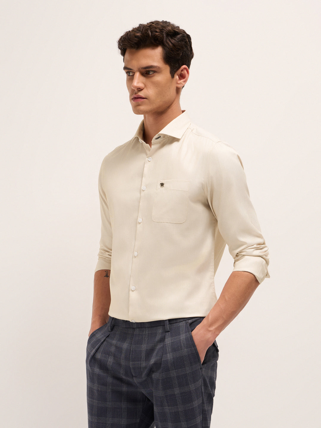 Cream Herringbone Woven Tailored Fit Formal Shirt